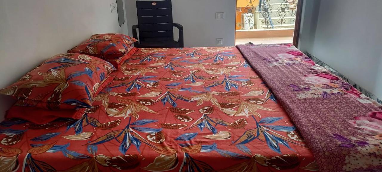 Nidhivan Homestay Vrindāvan Exterior foto